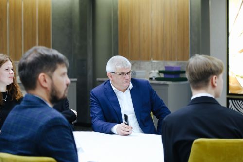 Чаллыда яшьләр өчен эшмәкәрлек проектларының яңа сезоны ачылды