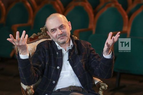 Фәрит Бикчәнтәев: «Милли театрлар кыйбласын югалтмады»