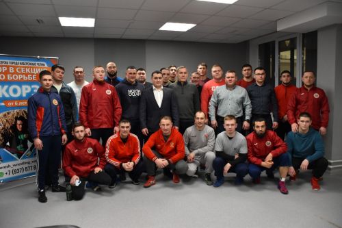 Чаллы көрәшчеләре җанатарларын бушлай Казанга алып баралар