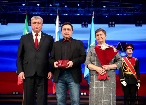 Һәлак булганнарның туганнарына Орден тапшырылды -фотолар