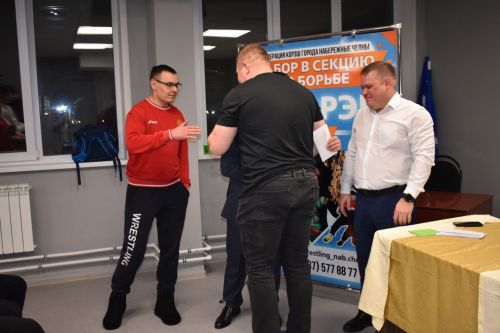 Көрәшчеләргә – акчалата бүләкләр - ФОТОЛАР