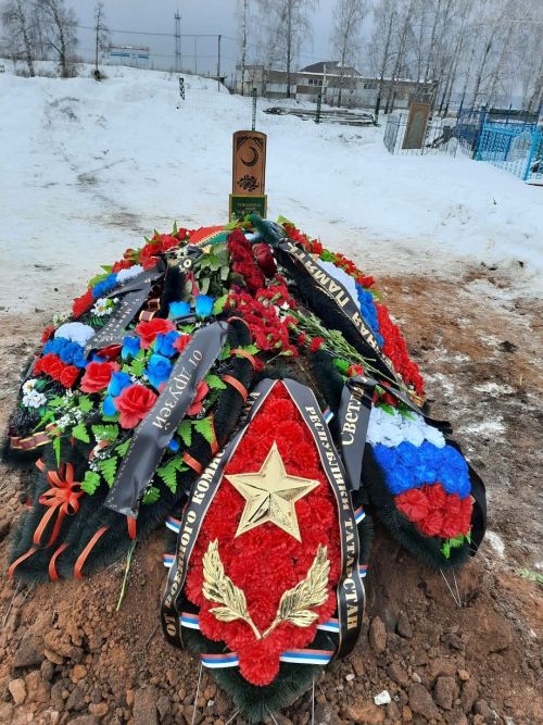 Хәрбине соңгы юлга озаттылар