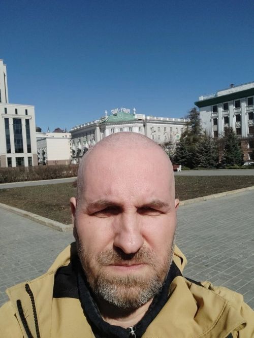 Чаллыда күпбалалы әти фатир өчен көрәшә