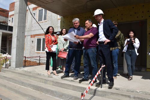 340 урынлы яңа бакчага 313 гариза кабул ителгән инде - ФОТОЛАР