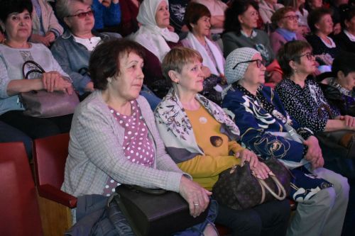 «Күңел» җитәкчесе Лилия Мәхмүтова: «Максатыбыз - кайчандыр популяр булган җырчыларны кире сәхнәгә кайтару»