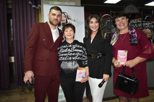 «Күңел» җитәкчесе Лилия Мәхмүтова: «Максатыбыз - кайчандыр популяр булган җырчыларны кире сәхнәгә кайтару»