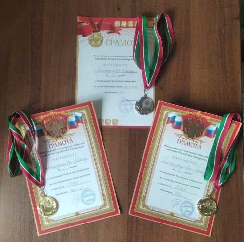 Автомобиль һәлакәтенә юлыгып бер кулын югалткан спортчы чемпионатта беренче урын яулады