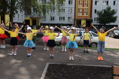 Төзекләндерүчеләрне пылау белән сыйладылар - ФОТОЛАР