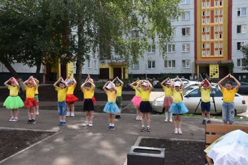 Төзекләндерүчеләрне пылау белән сыйладылар - ФОТОЛАР