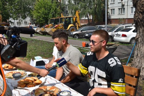 Төзекләндерүчеләрне пылау белән сыйладылар - ФОТОЛАР