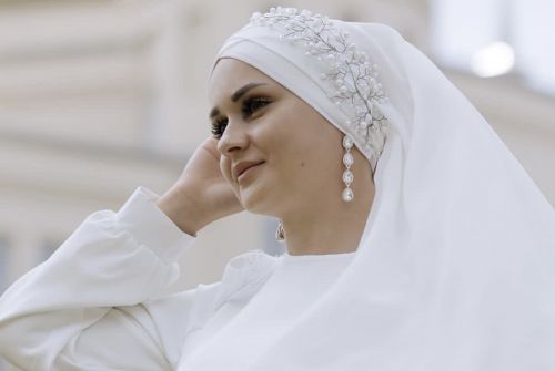 Төркиядә яшәүче  милләттәшебез Гөлшат Авзалова: «Кешеләрне бәхетле итәм дип, үзем бәхетемне таптым»