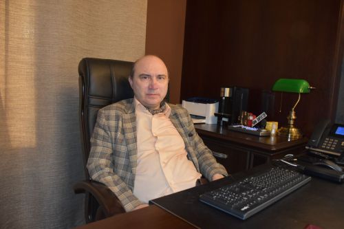 Армандо Диамантэ: «Миңа театрда хаос күп булып күренде»