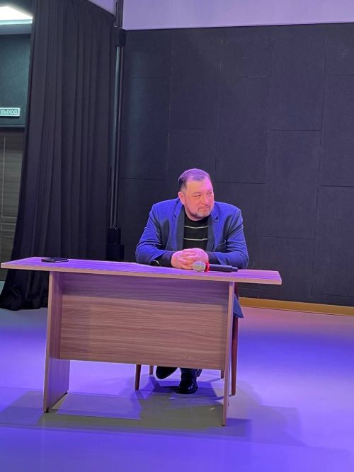 Равил Сабыр: «Фәхрине үтереп ташладылар» әсәрен сәхнәләштерәчәкләр»