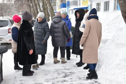 “Безгә мондый дворник кирәкми!” Нинди кирәк?