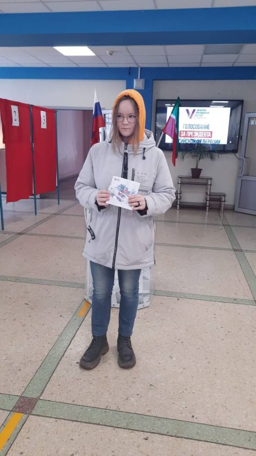 Беренче тапкыр тавыш бирүче Элина Нуриәхмәтова: «Үземнән шундый мөһим өлеш кертә алуыма куанам»
