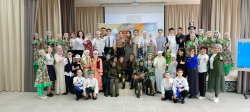 29 гимназиядә балалар спектакль куйды