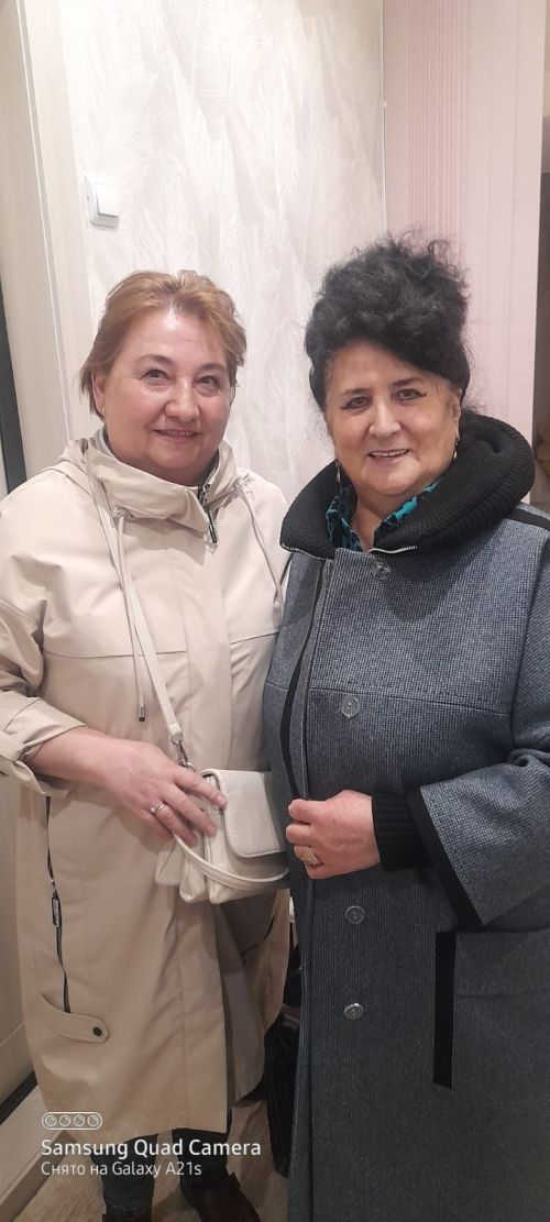 Сәрия Набиуллина җырларының авторы белән очрашкан