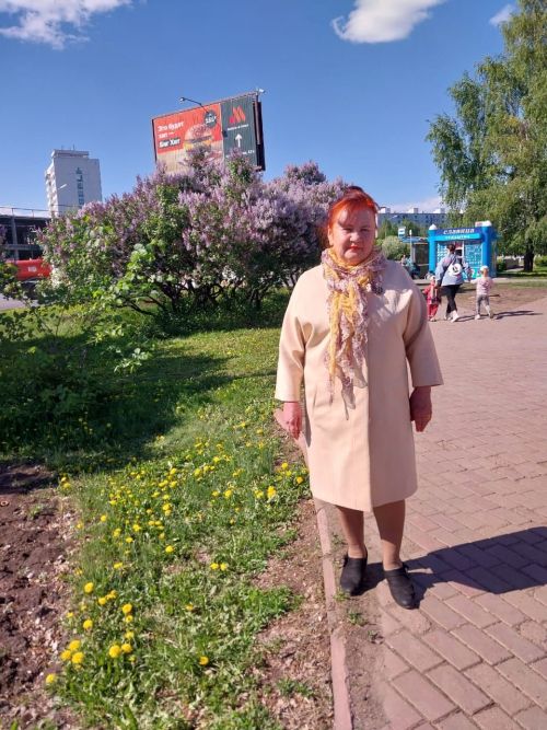 Рәссам Хәния Гәрәева: «Көн-төн чигү эшендә!..» - ФОТОЛАР