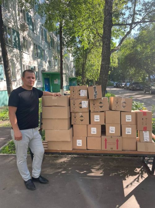 Волонтер Вадим Нуриев: «Хәрбиләргә кирәк-яракны төнлә җыярга туры килде»