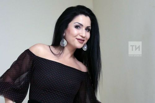 Илсөя Бәдретдинова Чаллы халкына яңалык әйтте