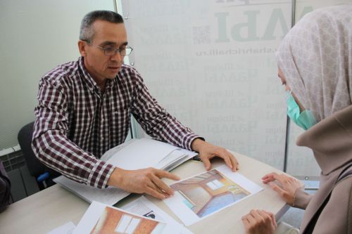 Йорт төзетәм дип, биш балалы гаилә урамда калды