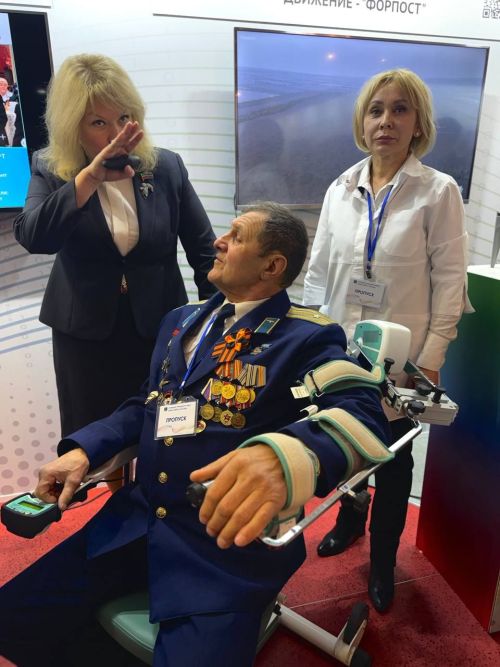 Татарстан Рәисенә Чаллыда  җитештерелгән техника күрсәттеләр