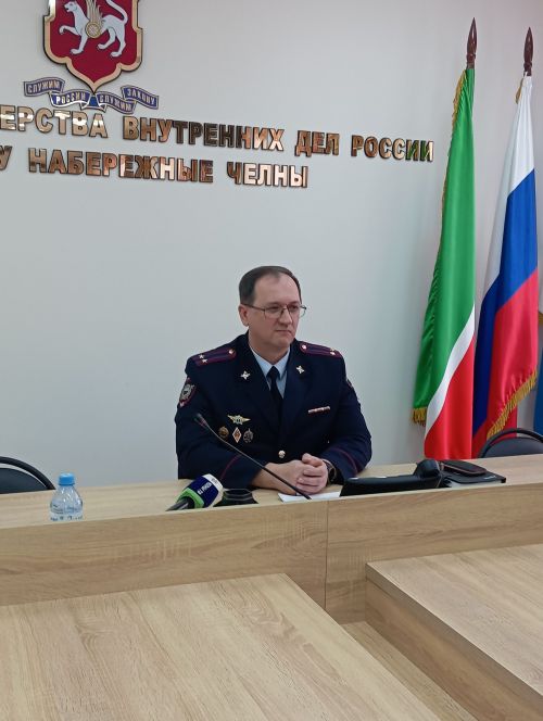 Мигрантлар бер килеп - бер китеп йөри алмаячак