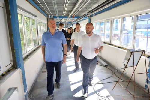 Чаллы мэры йогышлы авырулар хастаханәсендәге ремонтны карады