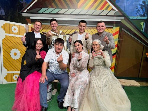 Айгөл Шәйхетдинова: «Җәвит абыйга дисбе бүләк иттем»