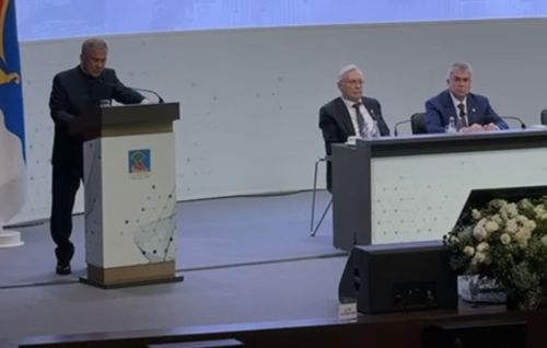 «Кадрларсыз хастаханәләр төзеп булмый»