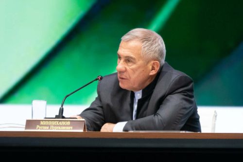 Татарстан Рәисе Чаллы предприятиесен мактады