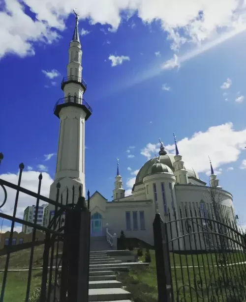 Салкынча, яңгырлы көн көтелә