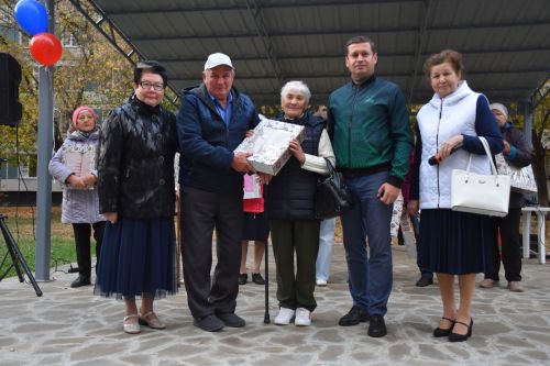 7нче комплекста Ишегалды бәйрәме узды
