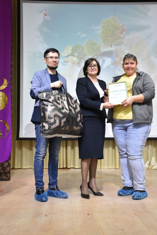 «Урам җыештыручылар хөрмәткә лаек» конкурсы җиңүчеләрен бүләкләдек