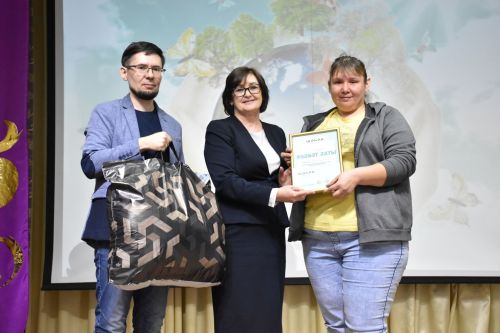 «Урам җыештыручылар хөрмәткә лаек» конкурсы җиңүчеләрен бүләкләдек