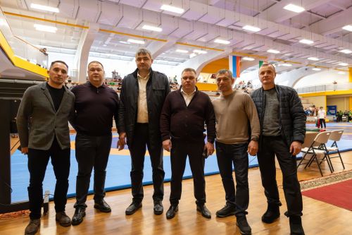 Чаллыда узган көрәш буенча Татарстан беренчелеге - фотолар