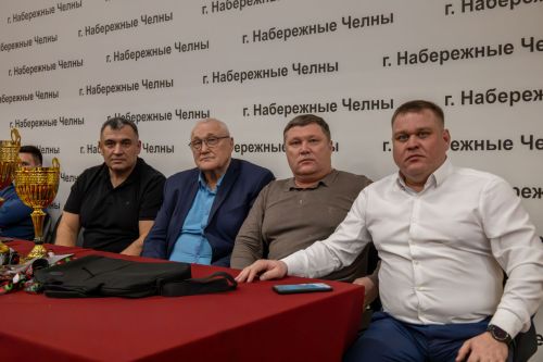 Чаллыда узган көрәш буенча Татарстан беренчелеге - фотолар