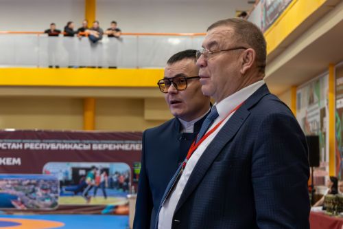 Чаллыда узган көрәш буенча Татарстан беренчелеге - фотолар