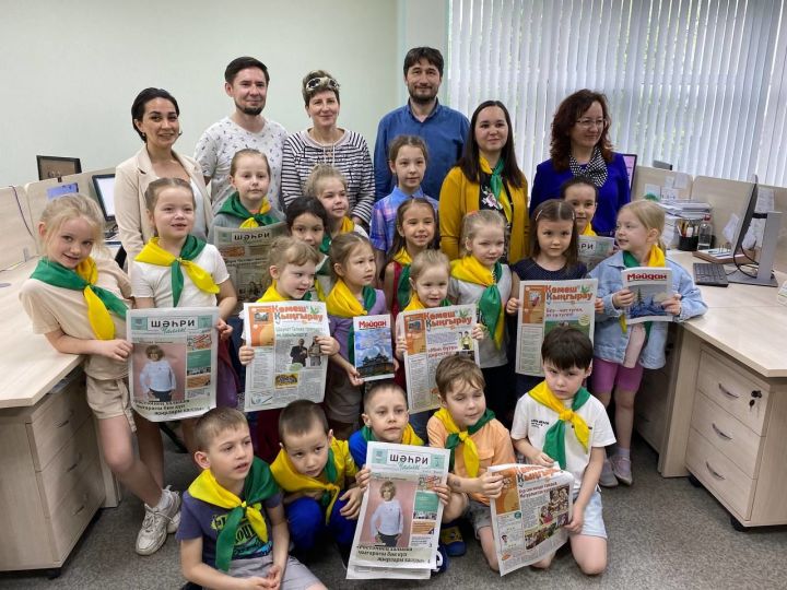 Чаллы татар матбугат үзәгенә балалар экскурсиягә килде - ФОТОЛАР, ВИДЕО