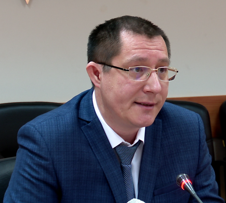 Чаллы табибы Раил Шакирҗанов: «Коронавирус ишетү сәләтенә нык тәэсир итә”