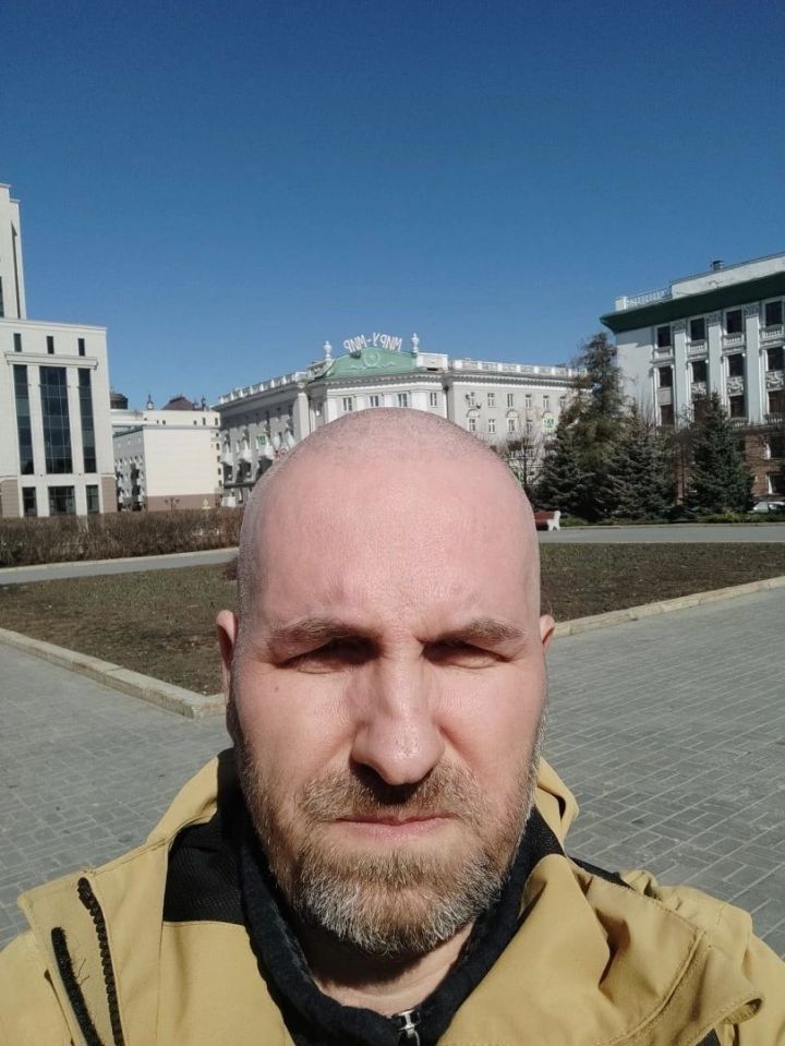 Чаллыда күпбалалы әти фатир өчен көрәшә