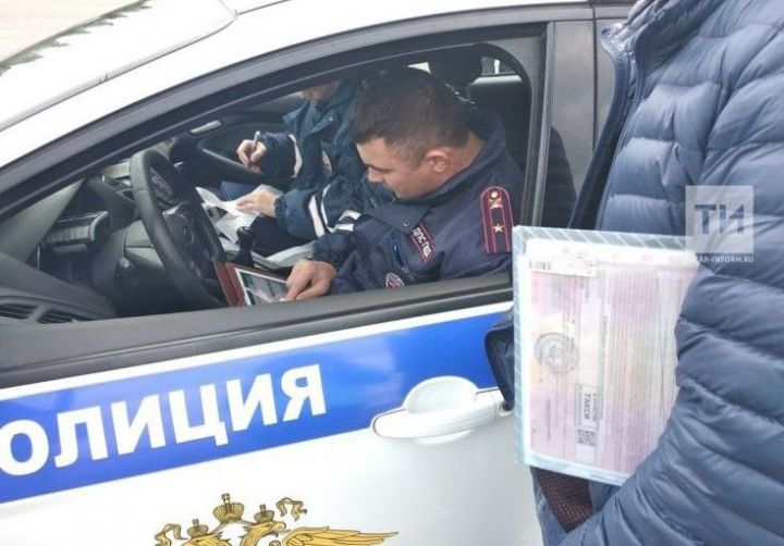 Чаллы егете, кеше машинасын урлап, авариягә юлыкты