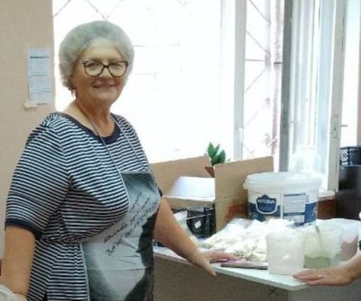 Светлана Пашкевич: “Ирем белән икәү солдатларга яшелчәләр киптерәбез”