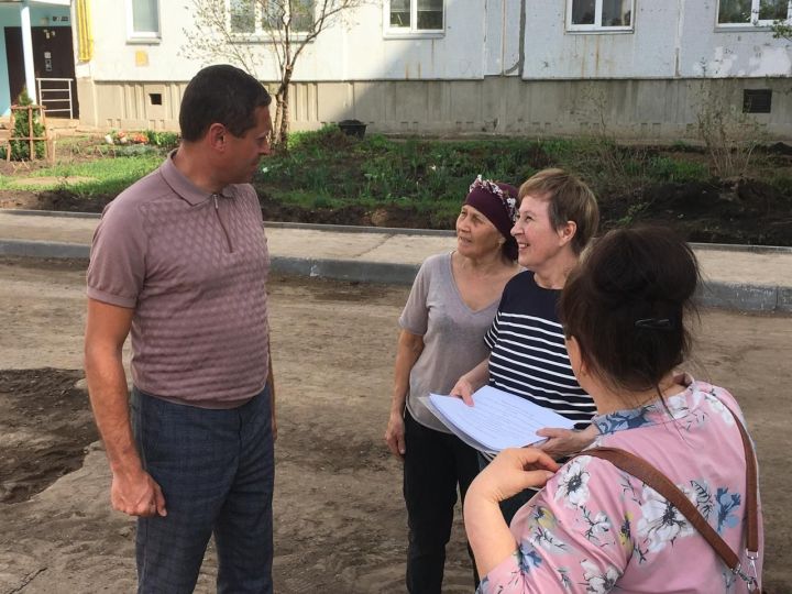Чаллыда йорт ишегалларын тәртипкә китерә башладылар