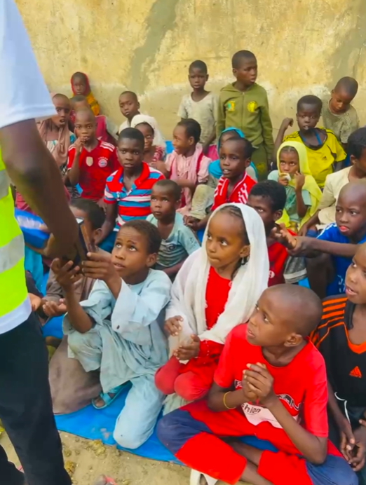 Чаллы мөселманнары Африка балаларына ифтар ашы уздырган
