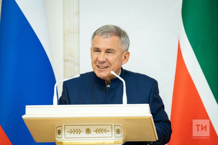 Рөстәм Миңнехановның Гаилә, мәхәббәт һәм тугрылык көне уңаеннан мөрәҗәгате