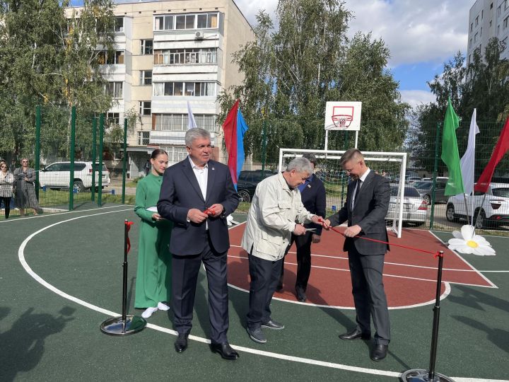Чаллыда универсаль спорт мәйданчыгы ачылды