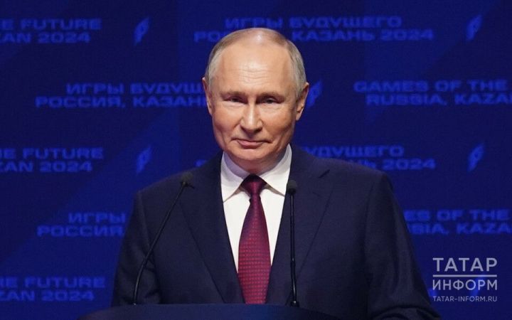 Владимир Путин автогигантның генераль директорын бүләкли