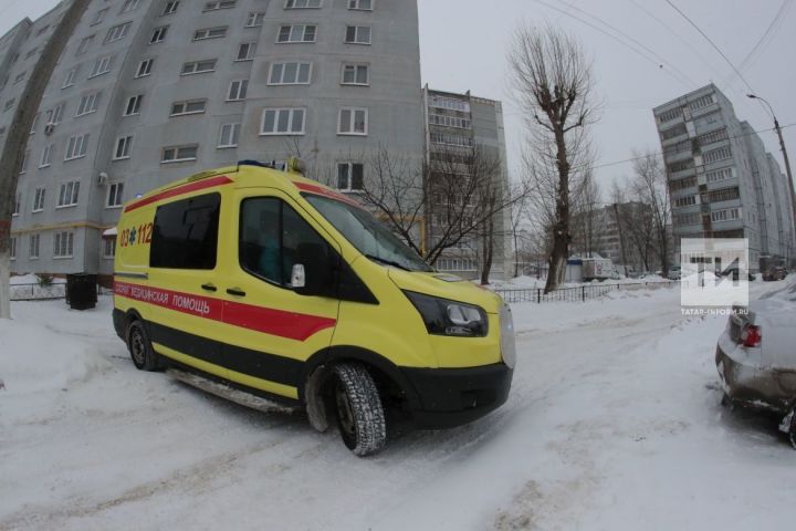 Чаллыда хатын-кыз үзенә кул салган
