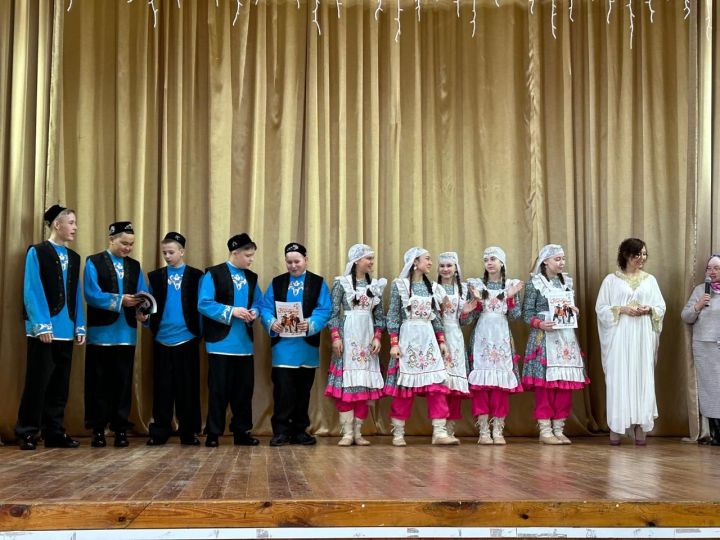 54нче гимназия командасы җиңүче